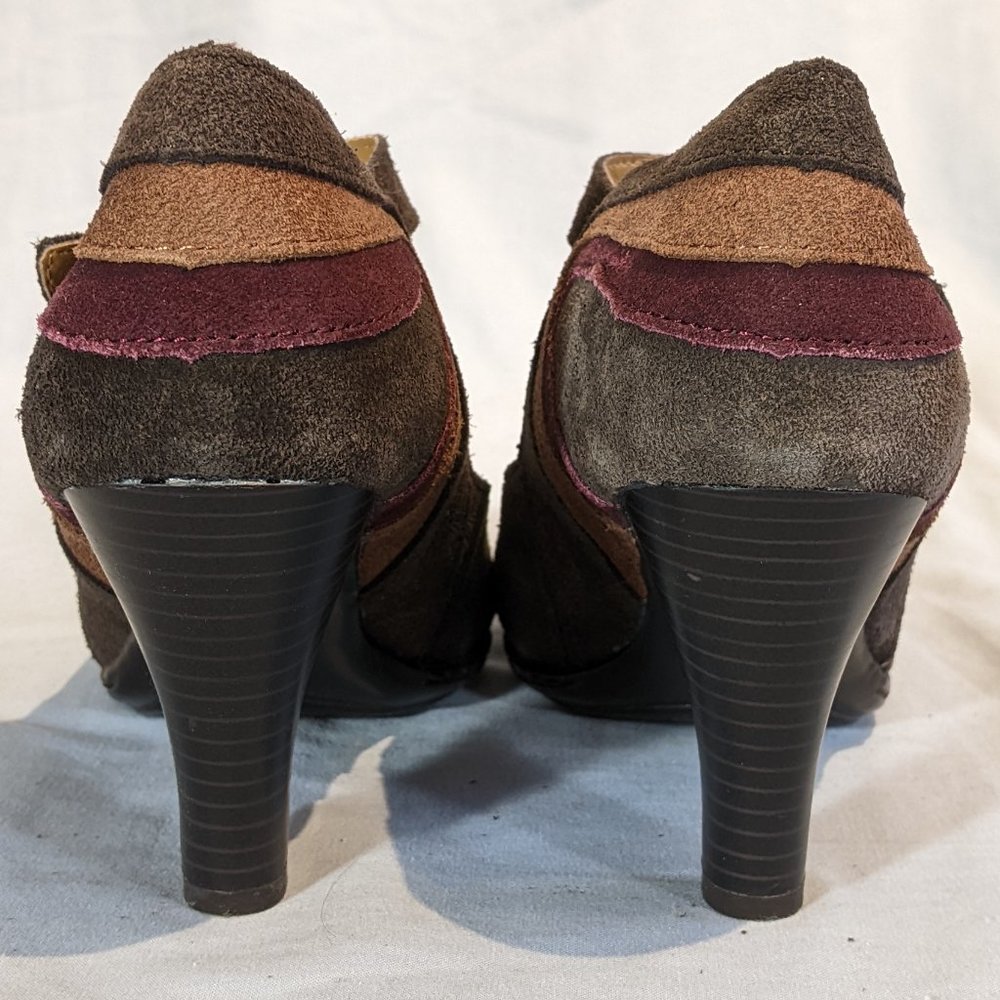Croft & Barrow Brown/Tan/Wine suede Heels Size 6.5 EUC! Look brand new! - Picture 3 of 8